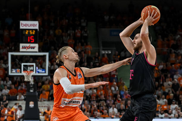 到防守型后 到防守型后