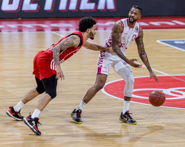 了强队优势 了强队优势