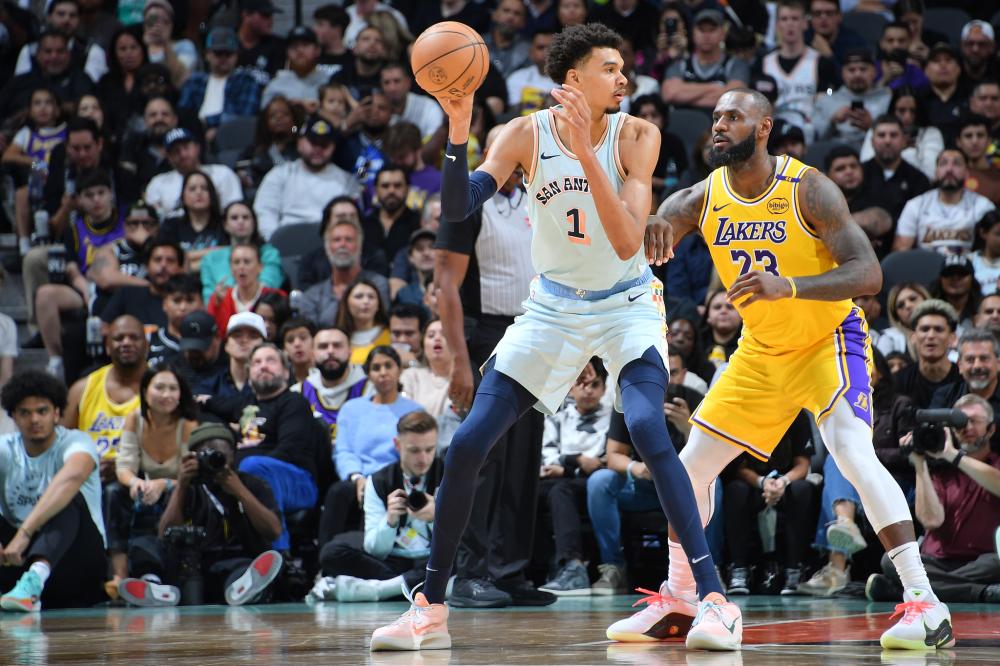 员与新人不 员与新人不