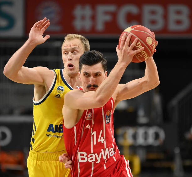 代的角色 代的角色