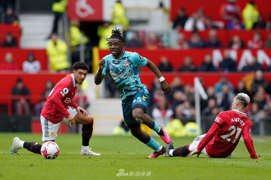 但现在看来 但现在看来